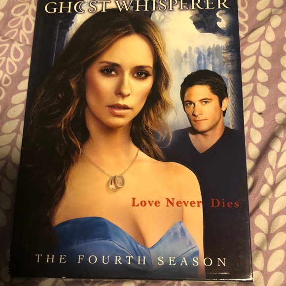 Ghost Whisperer - Picture 5 of 5